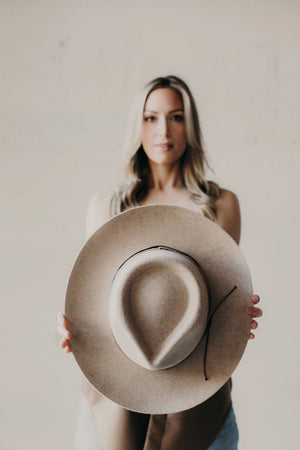 Avery | Upturned Rancher Hat in Oat