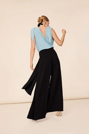 
            
                Load image into Gallery viewer, Brianna Black Wide Leg Trousers
            
        
