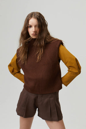 Gwen Sleeveless Turtleneck Sweater | Chocolate | Final Sale