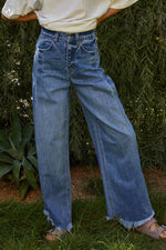 Farrah Raw Hem Wide Leg Jeans | Medium Wash