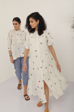 
            
                Load image into Gallery viewer, Lekha Dress - B/W Stripe Block Print
            
        