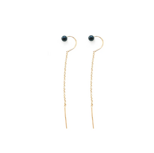 
            
                Load image into Gallery viewer, Tiny Black Pearl Chain Threader Earrings
            
        