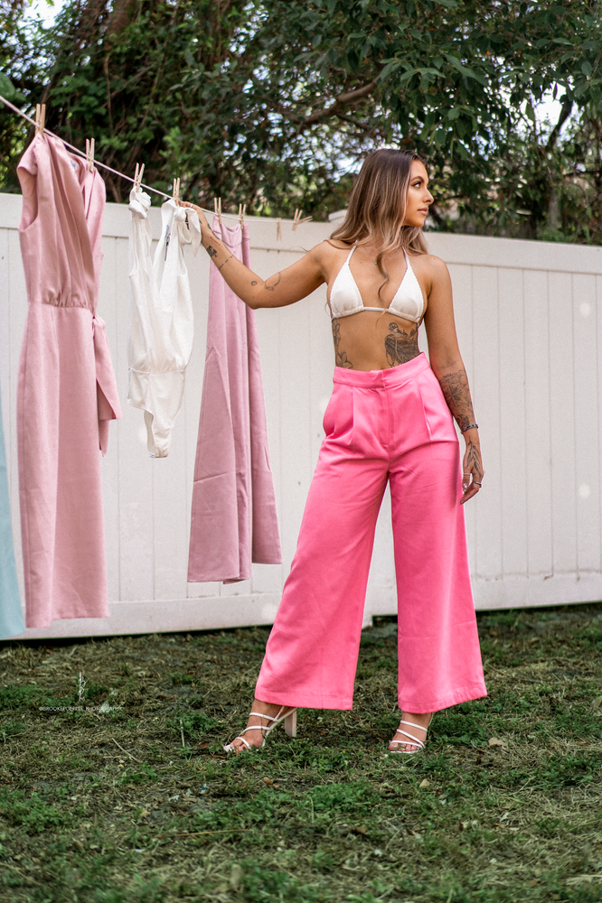 
            
                Load image into Gallery viewer, Sammi Pink Wide Leg Pants
            
        