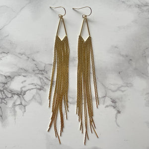 
            
                Load image into Gallery viewer, Indra Earrings
            
        